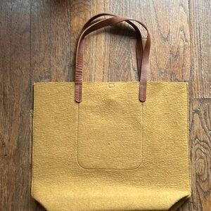 Wool Tote Bag: tan